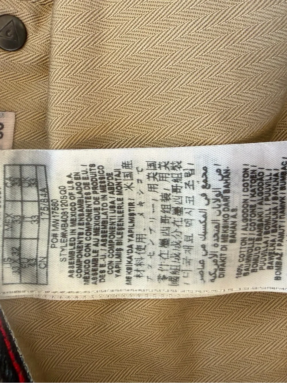 GUESS Robertson Slim Tapered Distressed Jeans 33x32 fits 34x30